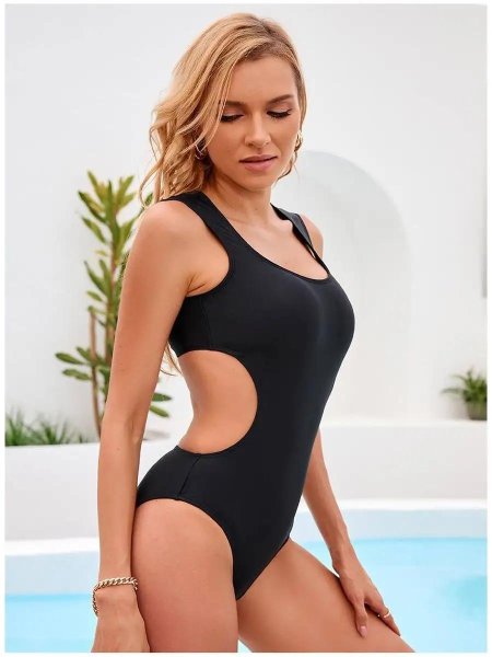 Женский слитный купальник