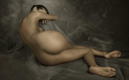 Художественная эротика