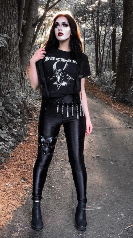 Блэк металлистки