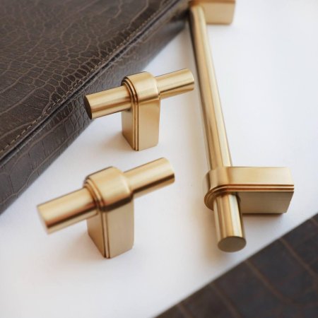 Ручка для мебели золото