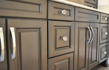 Ручки на фасады кухни