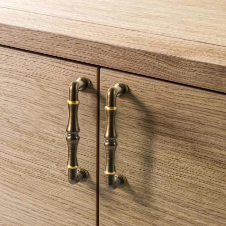 Латунная ручка