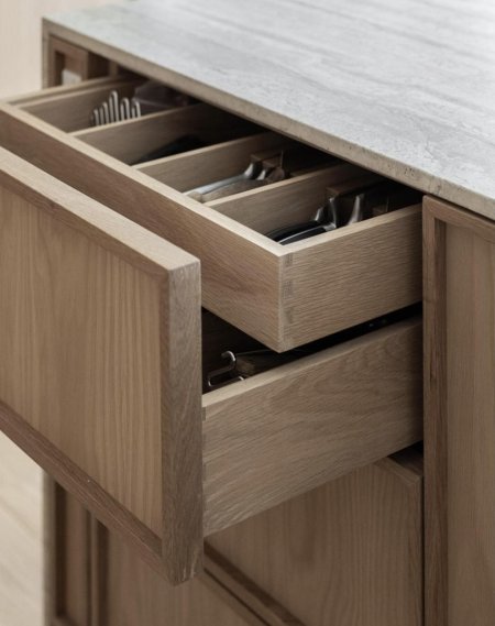 Деревянная мебель