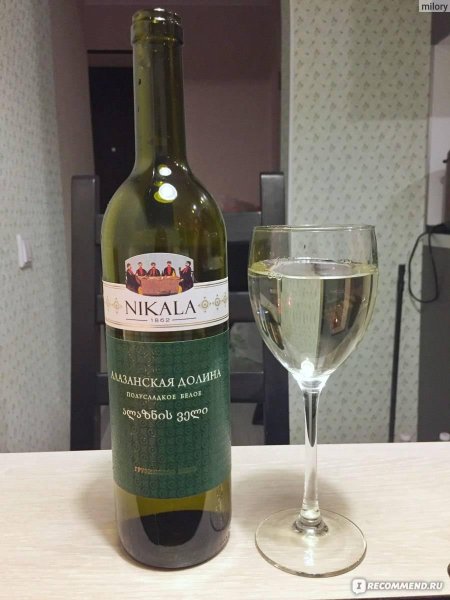 Вино nikala алазанская долина белое полусладкое .