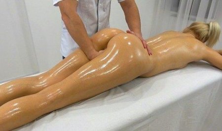 Вакуумный эротический массаж