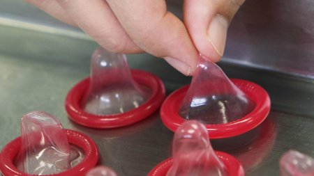 Мужские и женские презервативы