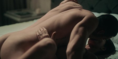 Откровенные сцены