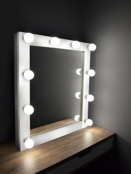 Гримерное зеркало