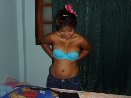 Голые камбоджийки