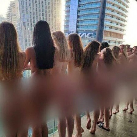 Скандальная фотосессия в дубае