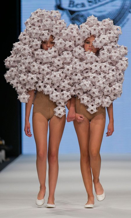 Модные показы смешные