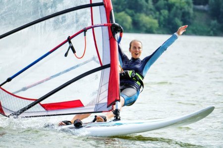 Парус для виндсерфинга