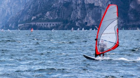 Виндсерфинг озеро гарда