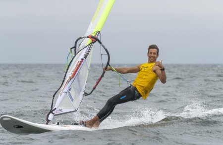 Артем акимов виндсерфер