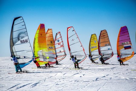 Зимний виндсерфинг