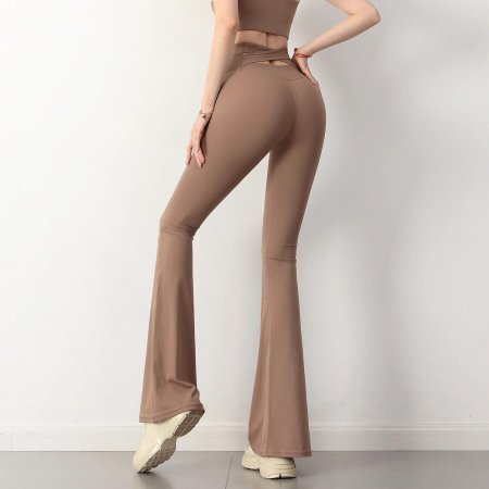 Брюки телесного цвета женские