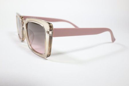 Женские солнцезащитные очки