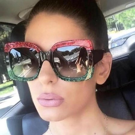 Солнцезащитные очки женские квадратные