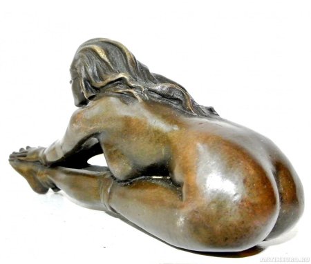 Бронзовая скульптура