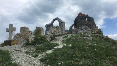 Геленджик достопримечательности грозовые ворота