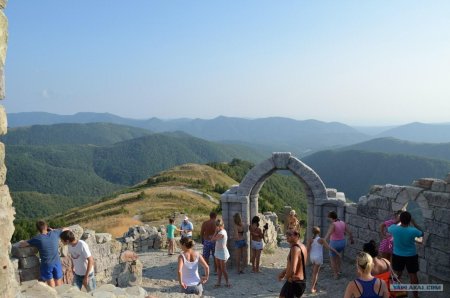 Гора грозовые ворота геленджик