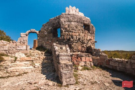 Крепость грозовые ворота геленджик