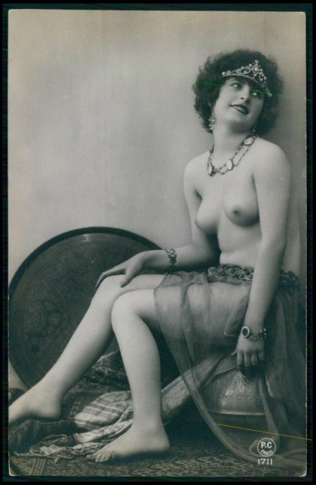 Винтажные дамы