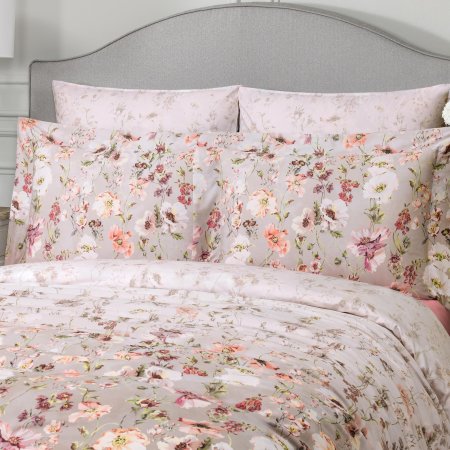 Togas генриетта