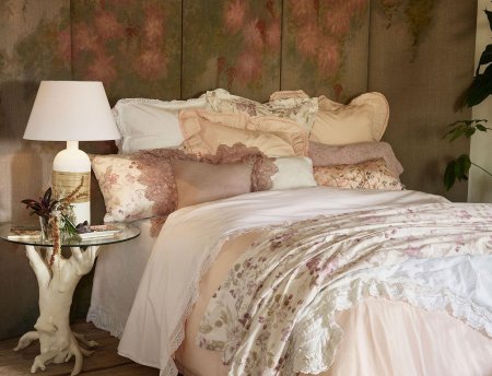 Украшение спальни