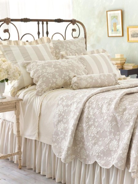 Спальни в стиле прованс