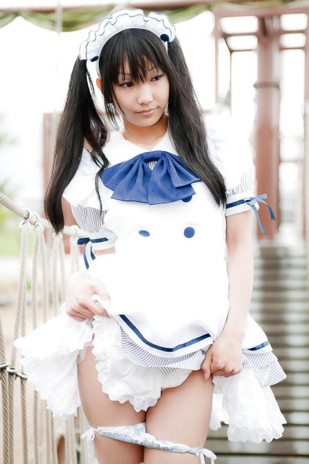 Косплей горничная