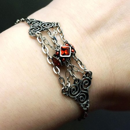 Слейв браслет готика