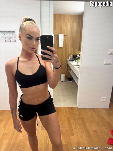 Алиша лехман футболистка