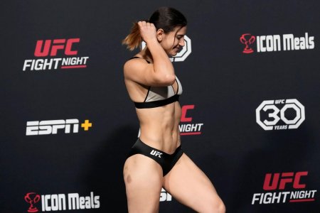 Девушка боец ufc