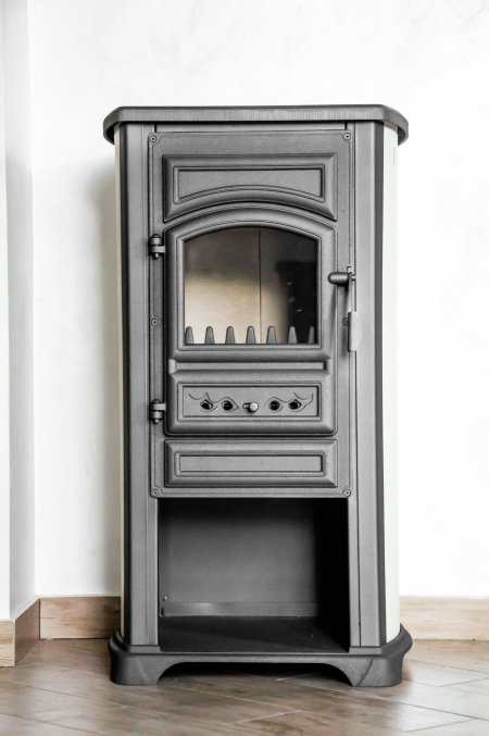 Чугунная печь камин