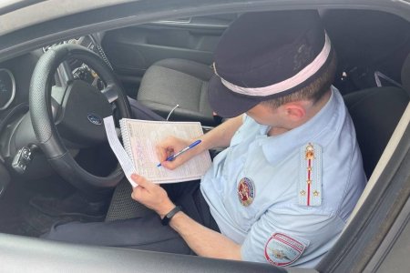 Сотрудник гибдд