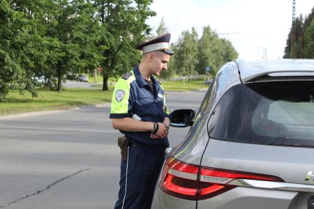 Сотрудник гибдд