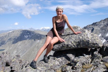 Женщина в горах