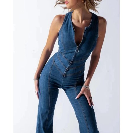Женский джинсовый комбинезон с открытой спиной