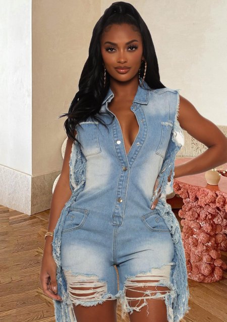 Джинсовые женские комбинезоны рваные