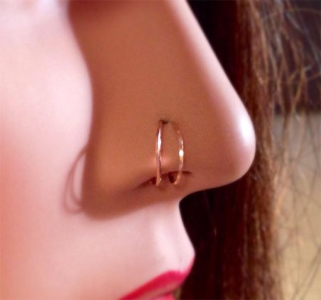 Пирсинг носа крыло