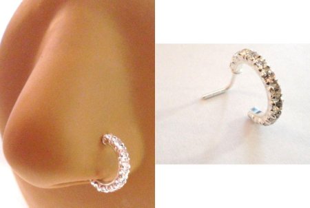Пирсинг в нос кольцо