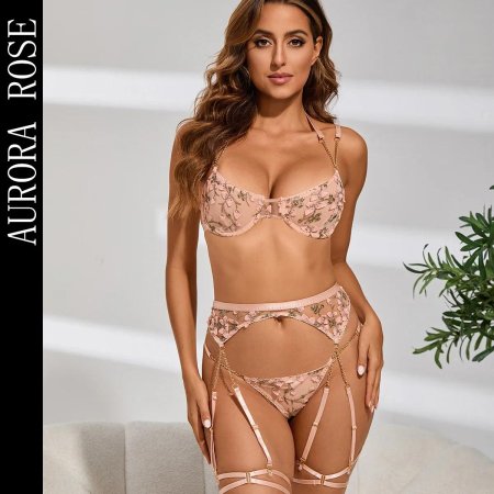 Женские комплекты белья