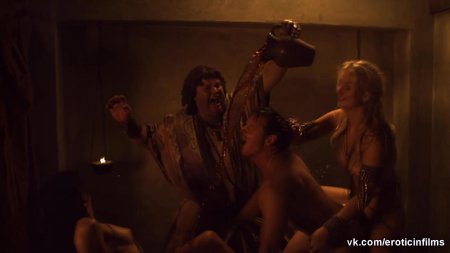 Спартак кровь и песок обнажёнка