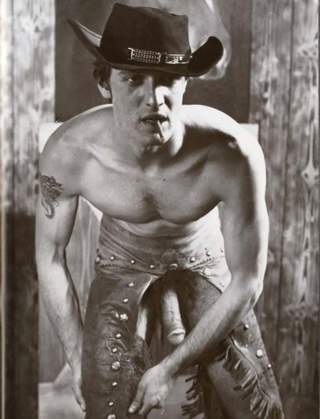 Порноактер ретро ковбой