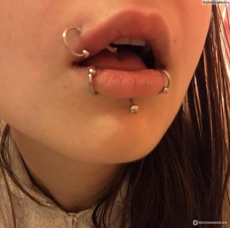 Прокол верхней губы монро