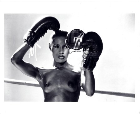 Бокс девушек