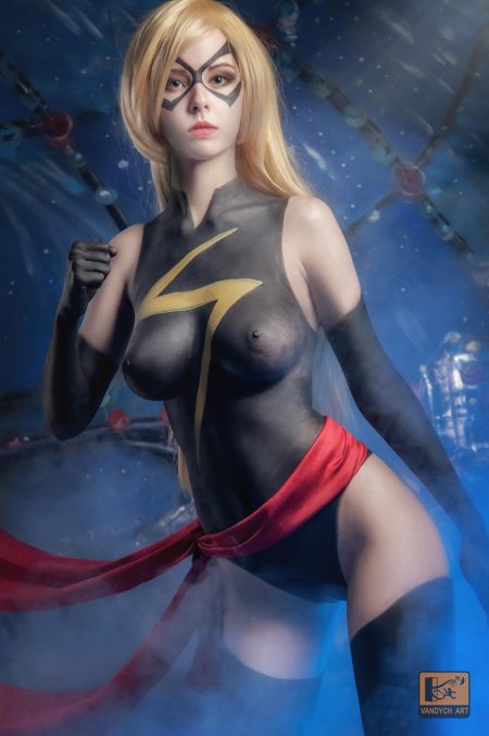 Эротический косплей марвел