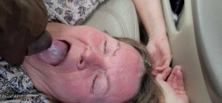 Бабушка глотает сперму