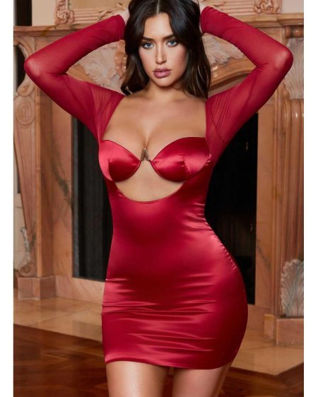 Красное атласное платье мини
